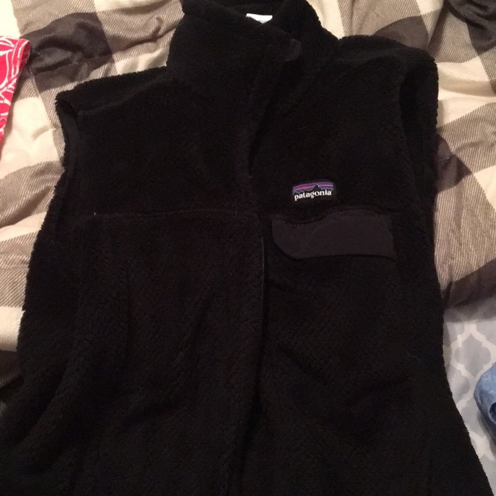 Patagonia black fleece vest